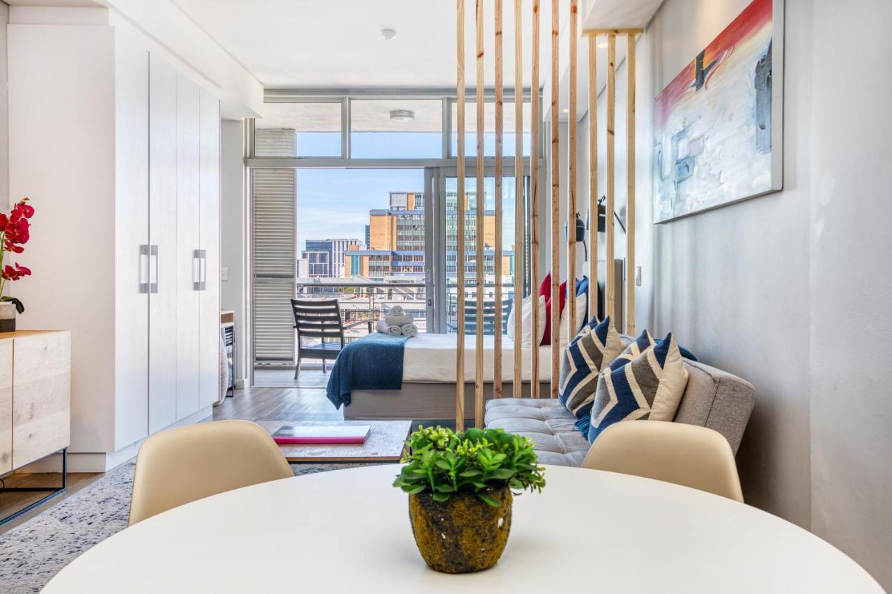 Backup-Powered Urban Sanctuary Near Table Mountain Daire Cape Town Dış mekan fotoğraf